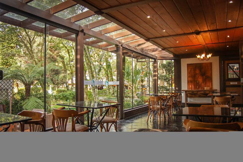 Bavaria Sport Hotel Gramado Esterno foto The restaurant at the hotel